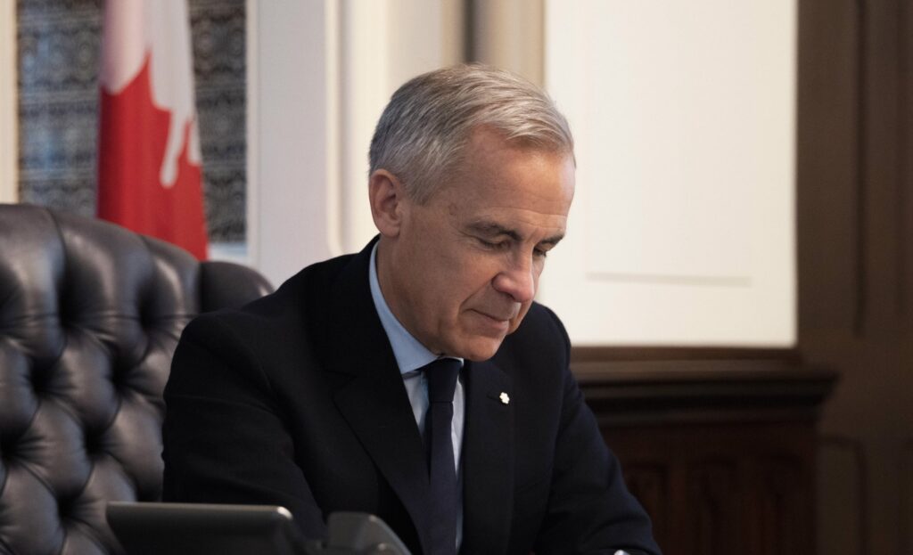 U.S. threatens 35% tariffs on Canadian goods